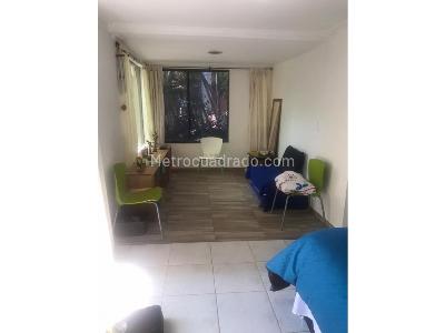 Casa de 3 alcobas en venta en El Poblado Castropol, Medellín, 472 m² · foto 7 de 20