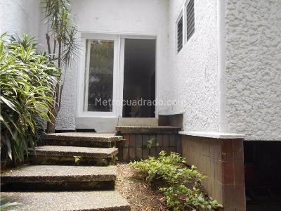 Casa de 3 alcobas en venta en El Poblado Castropol, Medellín, 472 m² · foto 11 de 20