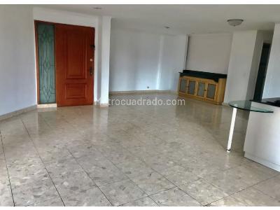 Apartamento de 3 alcobas en venta en Alejandría, Medellín, 200 m² · foto 4 de 6