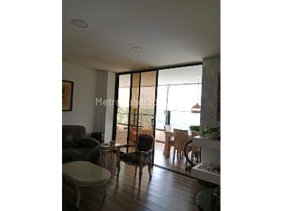Casa de 3 alcobas en venta en Envigado, Envigado, 420 m² · foto 13 de 20