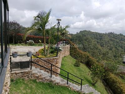 Casa de 3 alcobas en venta en Envigado, Envigado, 420 m² · foto 17 de 20