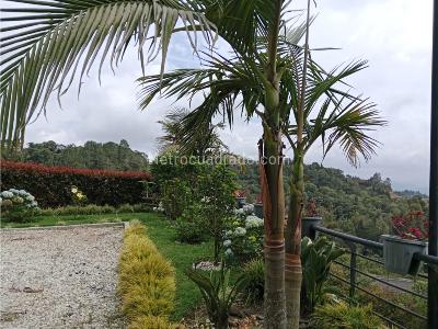 Casa de 3 alcobas en venta en Envigado, Envigado, 420 m² · foto 18 de 20
