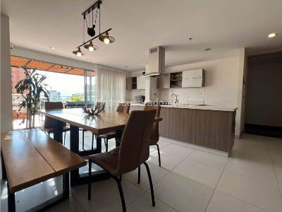 Apartamento de 2 alcobas en venta en El Poblado Castropol, Medellín, 111 m² · foto 3 de 16