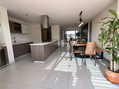 Apartamento de 2 alcobas en venta en El Poblado Castropol, Medellín, 111 m² · foto 6 de 16