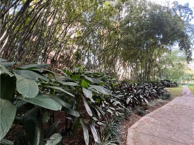 Apartamento de 2 alcobas en venta en El Poblado Castropol, Medellín, 111 m² · foto 9 de 16