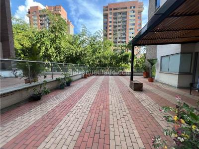 Apartamento de 2 alcobas en venta en El Poblado Castropol, Medellín, 111 m² · foto 10 de 16
