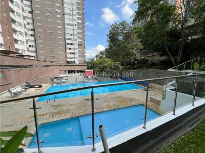Apartamento de 2 alcobas en venta en El Poblado Castropol, Medellín, 111 m² · foto 14 de 16