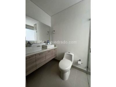 Apartamento de 2 alcobas en venta en El Poblado Castropol, Medellín, 111 m² · foto 15 de 16