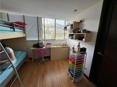 Apartamento en venta en El Poblado, Medellín · foto 14 de 18