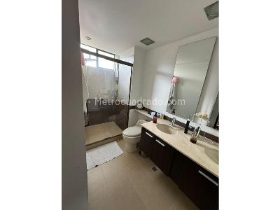 Apartamento en venta en El Poblado, Medellín · foto 17 de 18
