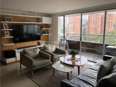 Apartamento de 3 alcobas en arriendo en Los Balsos, Medellín, 118 m² · foto 3 de 20