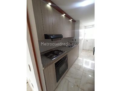 Apartamento de 2 alcobas en arriendo en Poblado Lalinde, Medellín, 85 m² · foto 2 de 18