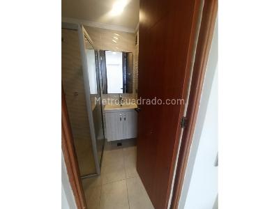 Apartamento de 2 alcobas en arriendo en Poblado Lalinde, Medellín, 85 m² · foto 16 de 18