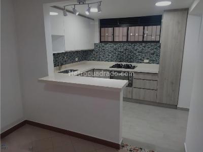Apartamento de 3 alcobas en venta en Poblado Manila, Medellín, 84 m² · foto 3 de 20