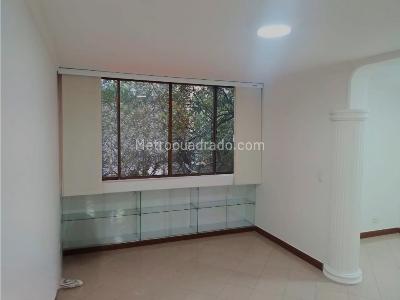 Apartamento de 3 alcobas en venta en Poblado Manila, Medellín, 84 m² · foto 5 de 20