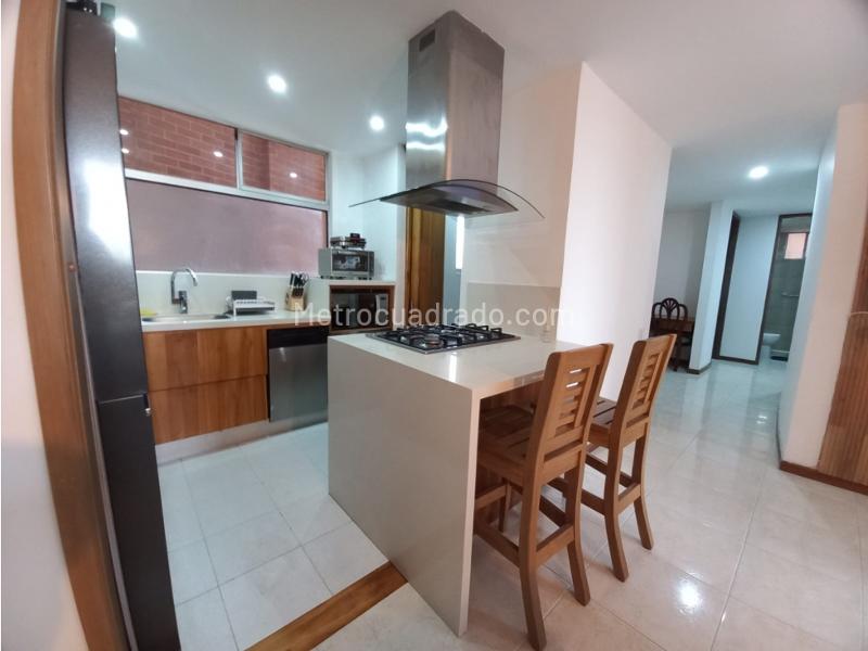 Furnished 3BR Apartment in Poblado Castropol - 9