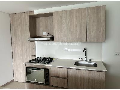 Apartamento de 2 alcobas en venta en Guayabal, Medellín, 58 m² · foto 2 de 16