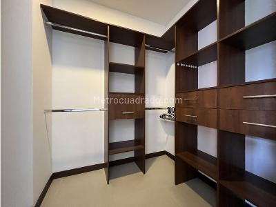 Apartamento en arriendo en Poblado, Medellín · foto 11 de 12