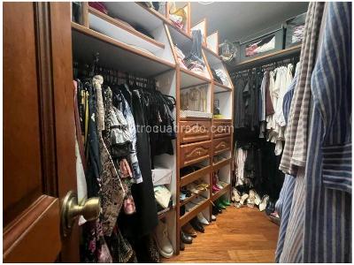 Casa de 4 alcobas en venta en Poblado La Calera, Medellín, 360 m² · foto 10 de 20