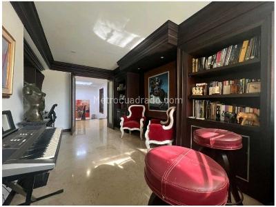 Casa de 4 alcobas en venta en Poblado La Calera, Medellín, 360 m² · foto 17 de 20