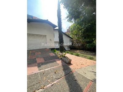 Casa de 4 alcobas en arriendo en Envigad, Envigado, 350 m² · foto 2 de 20