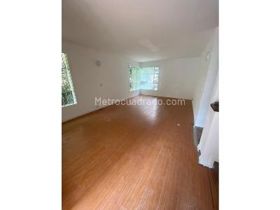Casa de 4 alcobas en arriendo en Envigad, Envigado, 350 m² · foto 3 de 20