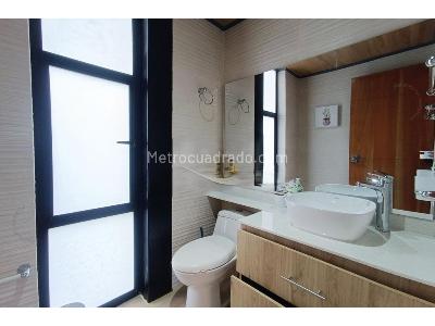 Casa de 4 alcobas en venta en Alto Del Escobero, Envigado, 800 m² · foto 15 de 19
