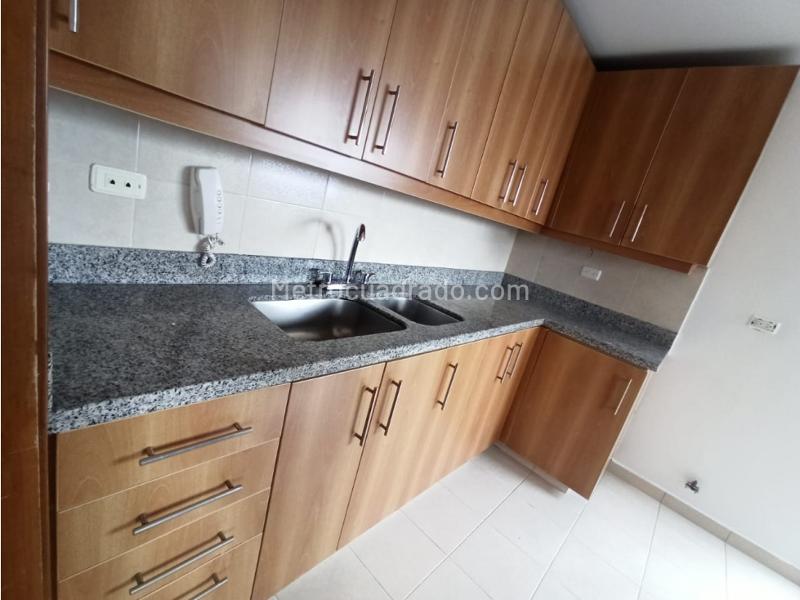 3BR Apartment Near El Tesoro Mall in El Poblado - 6