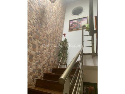 Casa de 4 alcobas en venta en Envigado, Envigado, 220 m² · foto 13 de 15