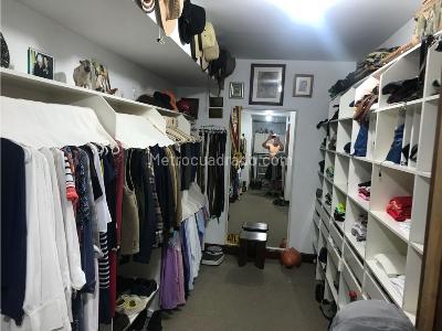 Apartamento de 4 alcobas en venta en El Poblado, Medellín, 444 m² · foto 14 de 14