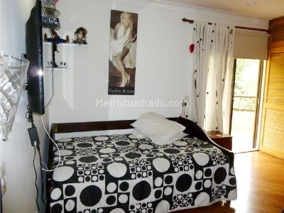 Casa en venta en Loma Del Esmeraldal, Envigado · foto 12 de 20