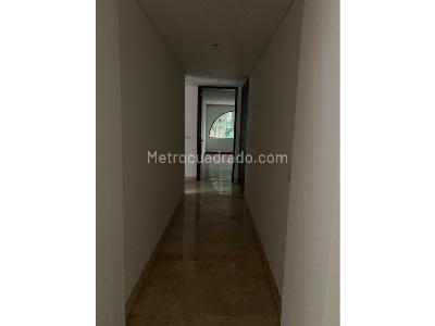 Apartamento en venta en El Poblado, Medellín · foto 15 de 20