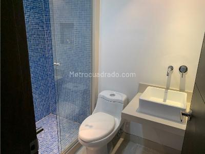 Apartamento en venta en El Poblado, Medellín · foto 20 de 20