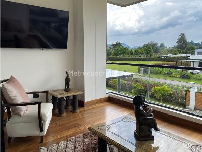 Casa de 5 alcobas en venta en Llanogrande, Rionegro, 800 m² · foto 2 de 18