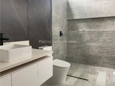 Casa de 5 alcobas en venta en Llanogrande, Rionegro, 800 m² · foto 14 de 18