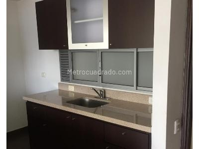 Apartamento de 2 alcobas en arriendo en El Poblado Oviedo, Medellín, 100 m² · foto 5 de 17