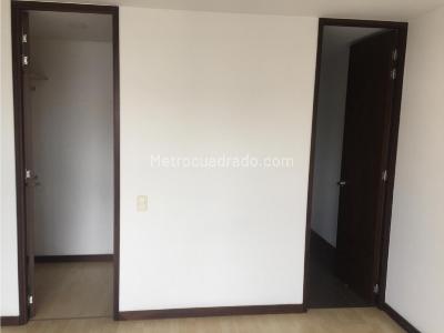 Apartamento de 2 alcobas en arriendo en El Poblado Oviedo, Medellín, 100 m² · foto 11 de 17