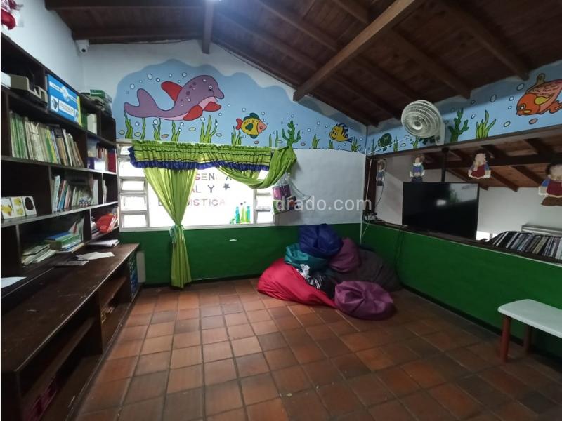 Commercial House with Spacious Layout in San Lucas - 2