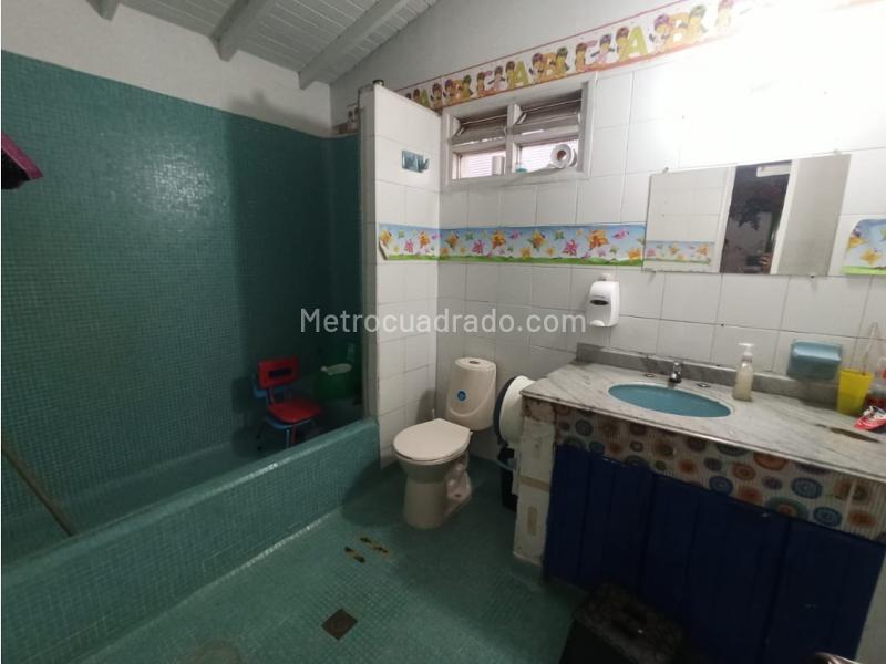 Commercial House with Spacious Layout in San Lucas - 4