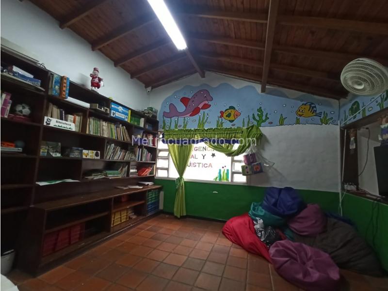 Commercial House with Spacious Layout in San Lucas - 5