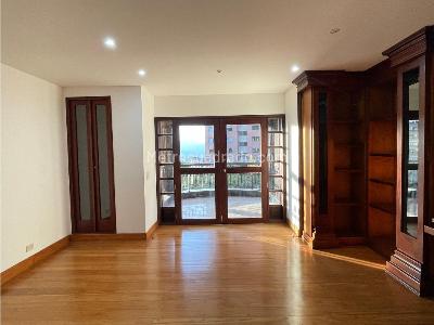 Apartamento de 5 alcobas en venta en Poblado La Calera, Medellín, 900 m² · foto 16 de 20