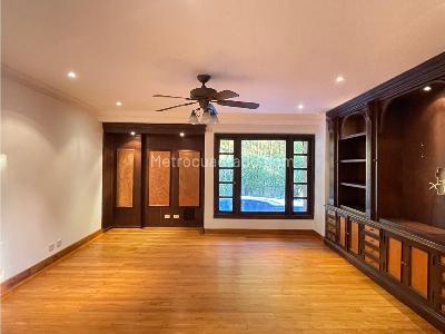 Apartamento de 5 alcobas en venta en Poblado La Calera, Medellín, 900 m² · foto 17 de 20