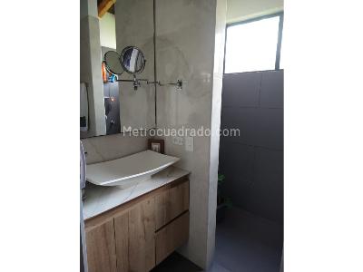 Casa de 3 alcobas en venta en Envigado, Envigado, 230 m² · foto 2 de 20