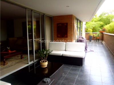 Apartamento de 4 alcobas en venta en El Poblado, Medellín, 199 m² · foto 5 de 20