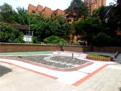 Apartamento de 4 alcobas en venta en El Poblado, Medellín, 199 m² · foto 9 de 20