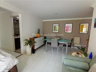 Apartamento de 3 alcobas en venta en El Poblado, Medellín, 90 m² · foto 3 de 14