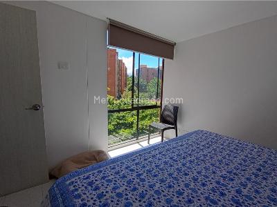Apartamento de 3 alcobas en venta en El Poblado, Medellín, 90 m² · foto 6 de 14