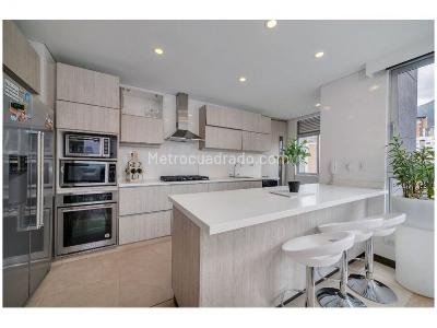 Apartamento de 3 alcobas en venta en El Poblado Castropol, Medellín, 173 m² · foto 7 de 16