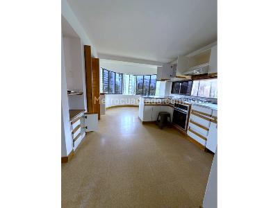 Apartamento en venta en El Poblado, Medellín · foto 6 de 16