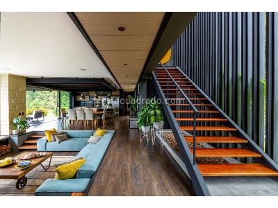 Casa de 4 alcobas en venta en Envigado, Envigado, 600 m² · foto 5 de 7